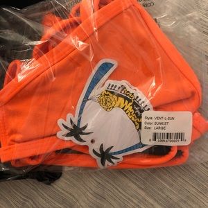 Jolyn Vent Top- Sunkist